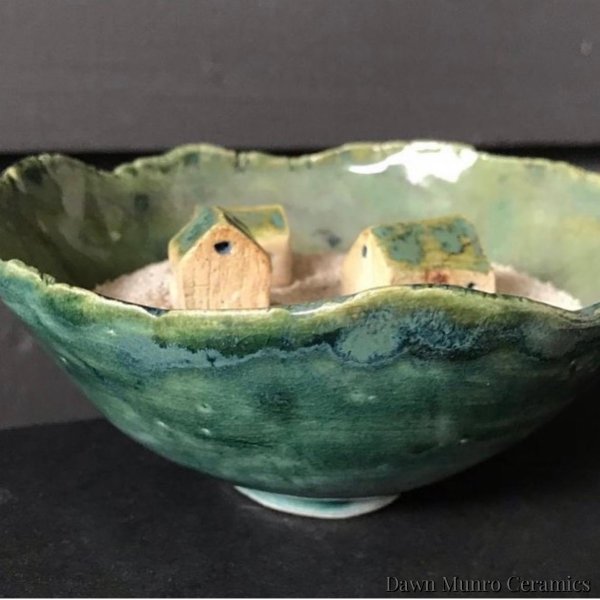Buildings in a Bowl